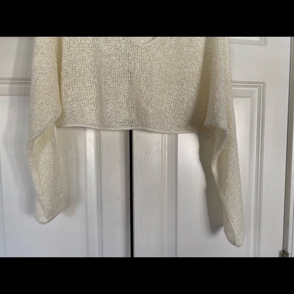 UO Out from Under double scoop neck slouchy loose knit crop sweater - Picture 3 of 11